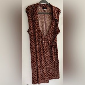 EUC Sleeveless Wrap Dress  Size XL